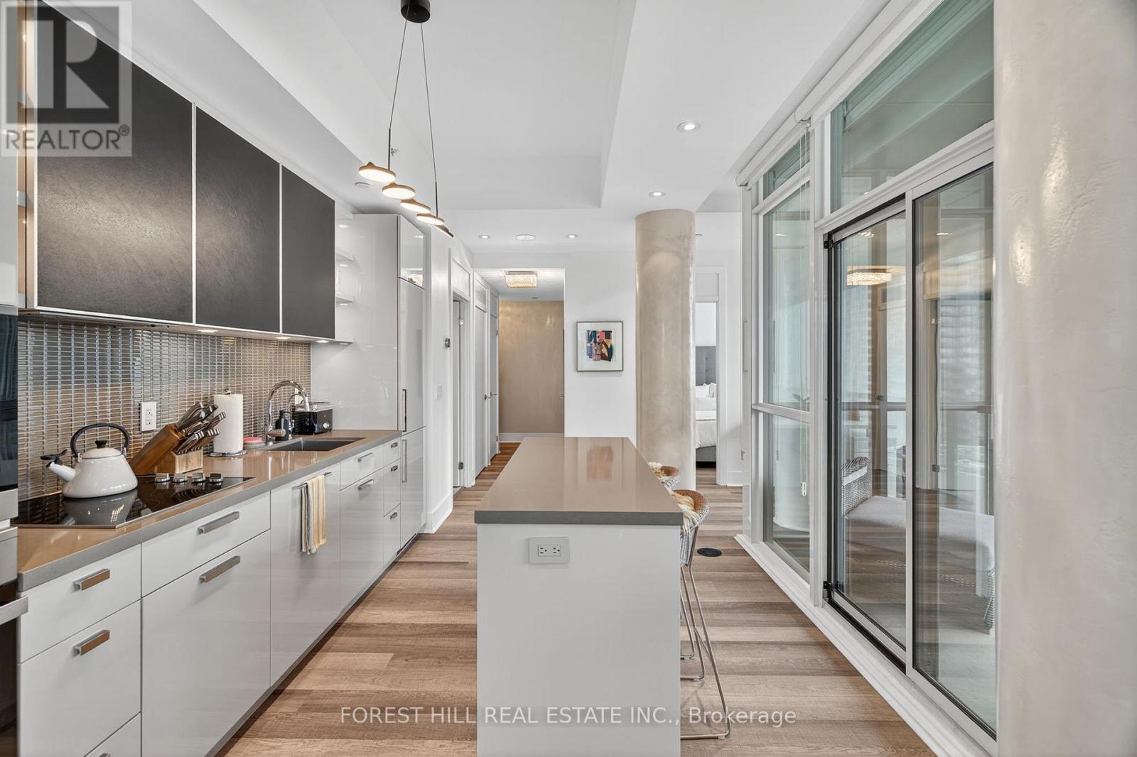 2207 - 32 Davenport Road, Toronto, Ontario  M5R 0B5 - Photo 11 - C12518790