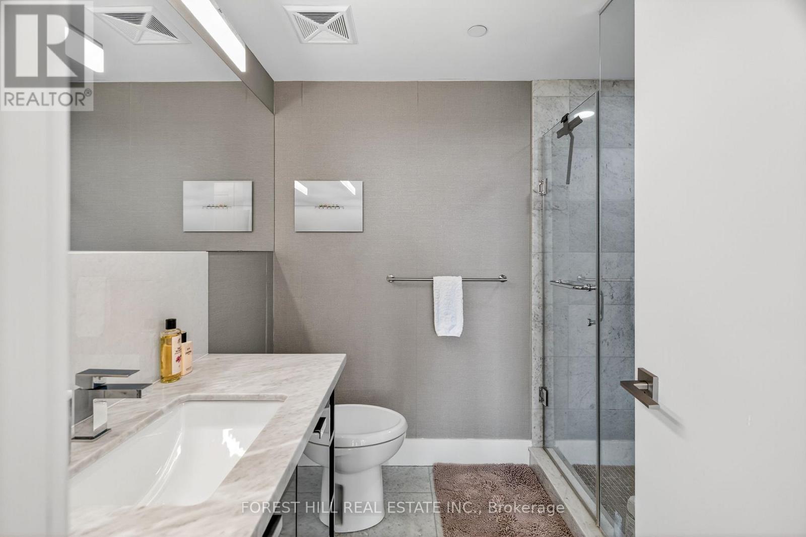 2207 - 32 Davenport Road, Toronto, Ontario  M5R 0B5 - Photo 22 - C12518790