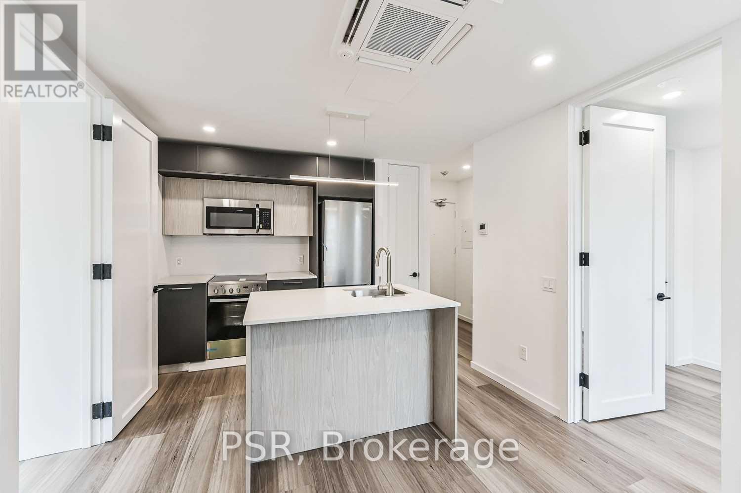 Ph303 - 1989 Yonge Street, Toronto, Ontario  M4S 1Z8 - Photo 6 - C12527836