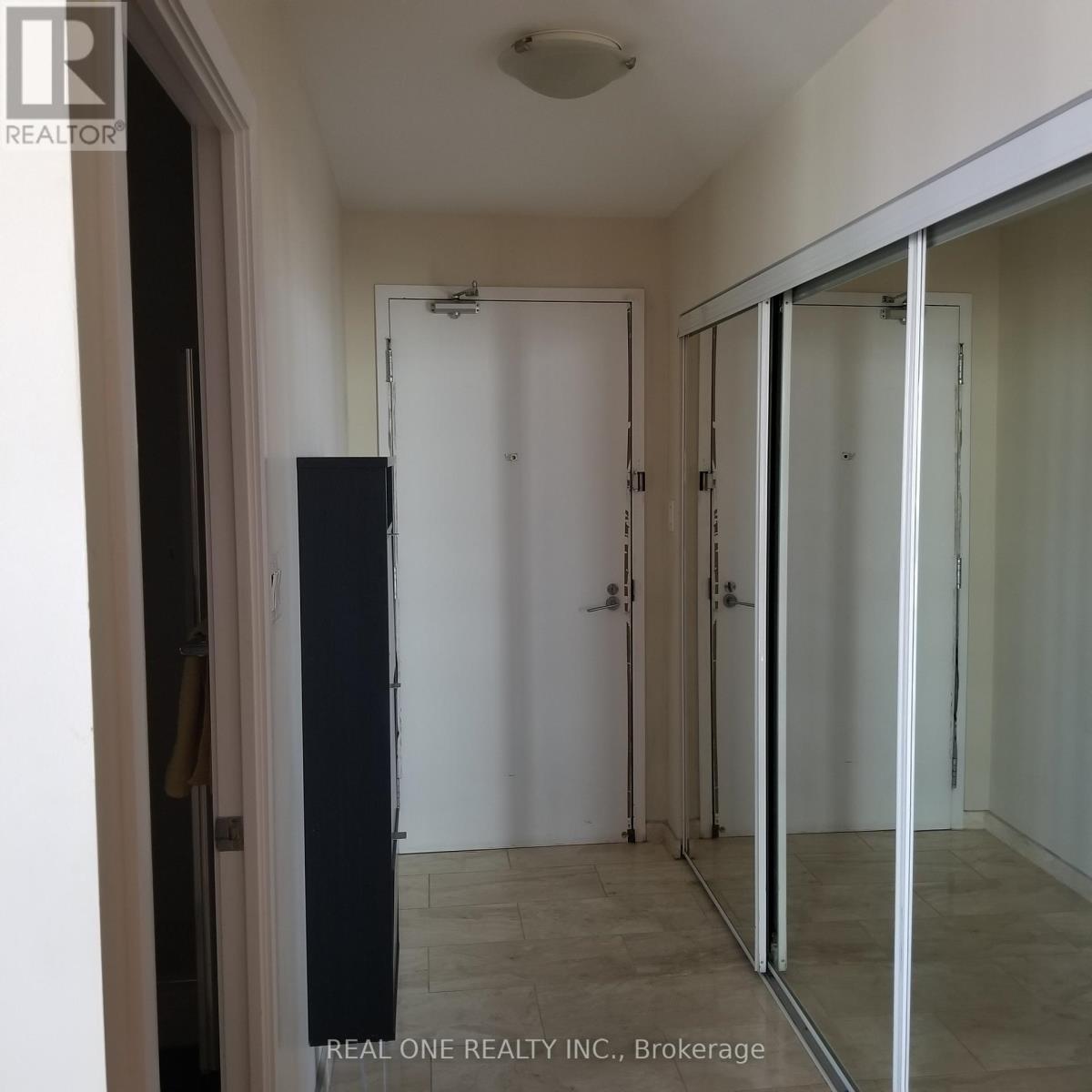 3606 - 38 Grenville Avenue, Toronto, Ontario  M4Y 1A5 - Photo 9 - C12527848