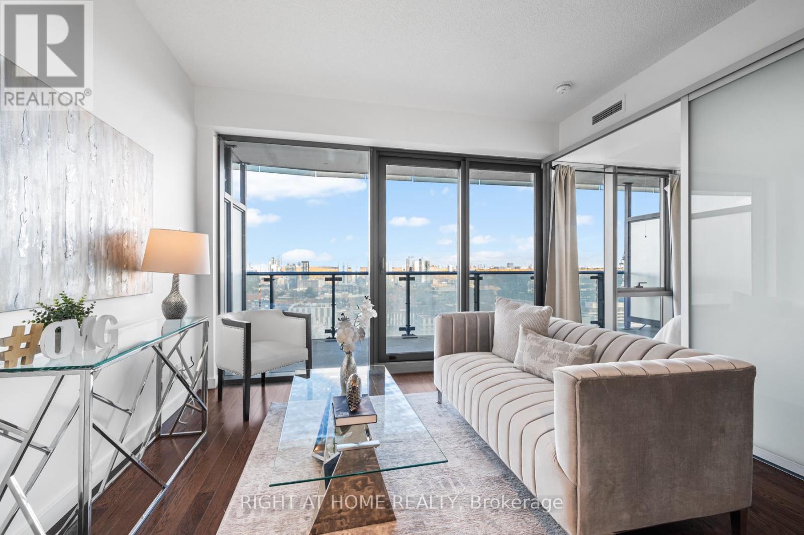 2404 - 390 Cherry Street, Toronto, Ontario  M3B 0A7 - Photo 11 - C12527970