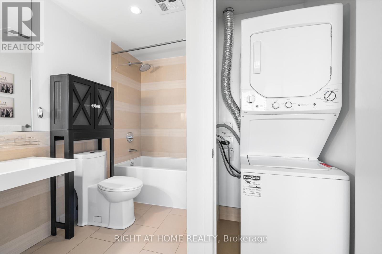 2404 - 390 Cherry Street, Toronto, Ontario  M3B 0A7 - Photo 25 - C12527970