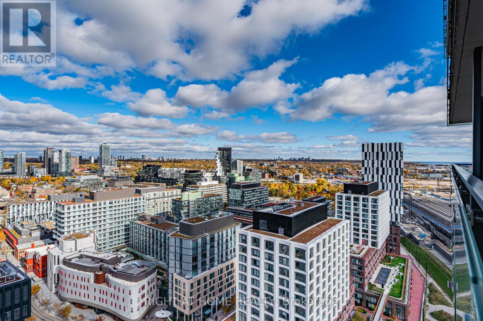 2404 - 390 Cherry Street, Toronto, Ontario  M3B 0A7 - Photo 29 - C12527970