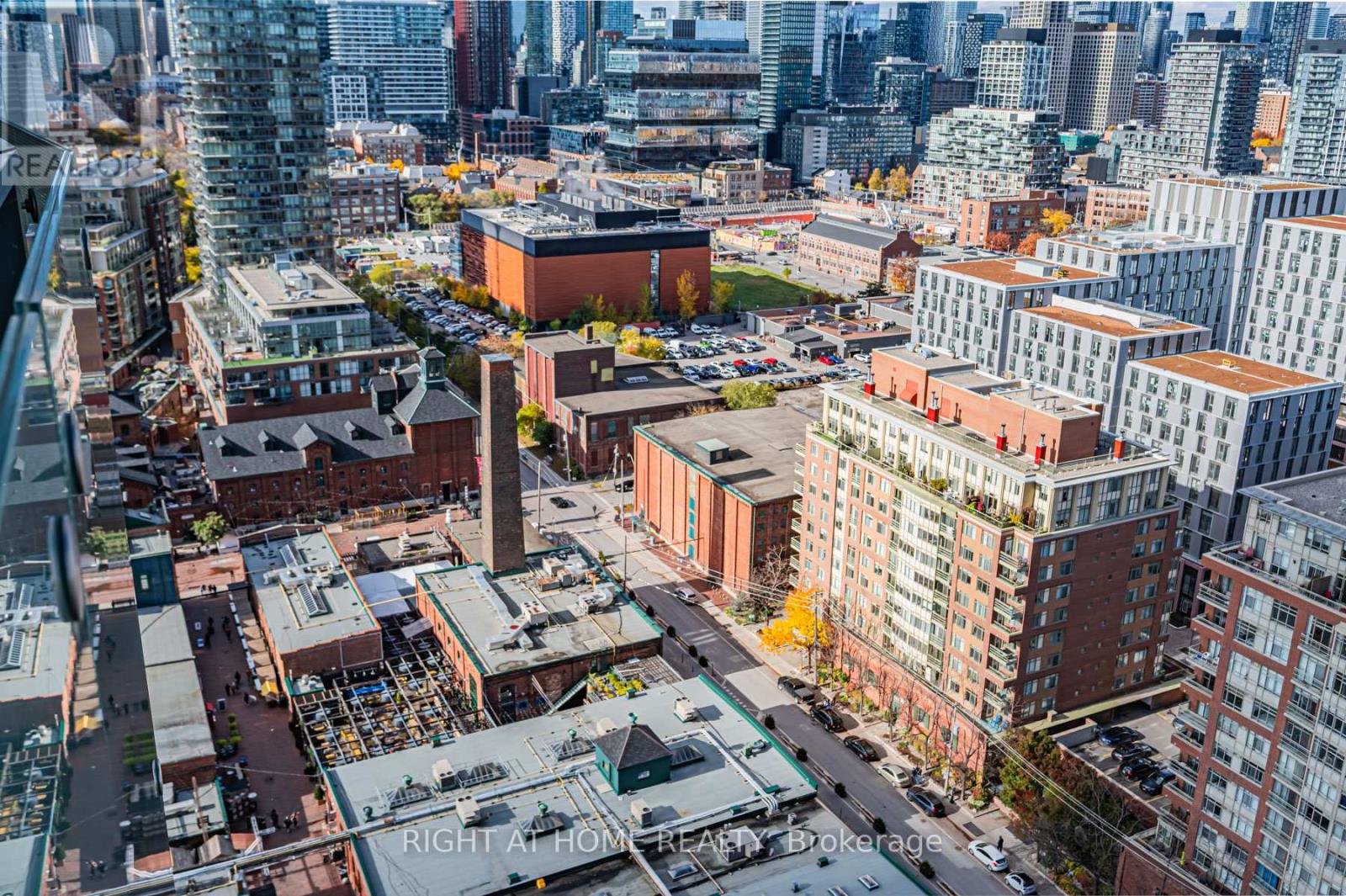 2404 - 390 Cherry Street, Toronto, Ontario  M3B 0A7 - Photo 31 - C12527970