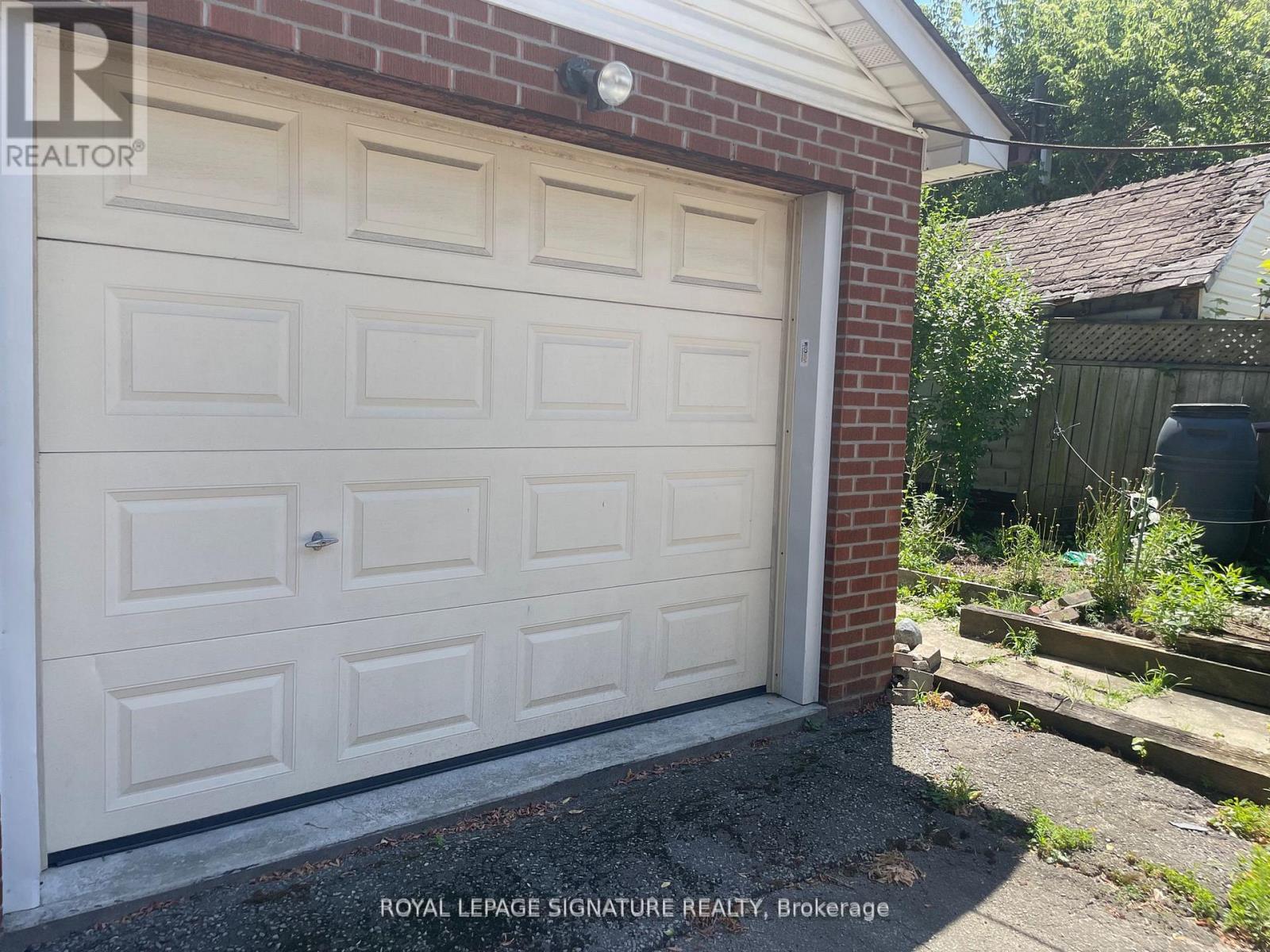 61 Belvidere Avenue, Toronto, Ontario  M6C 1P8 - Photo 10 - C12527976