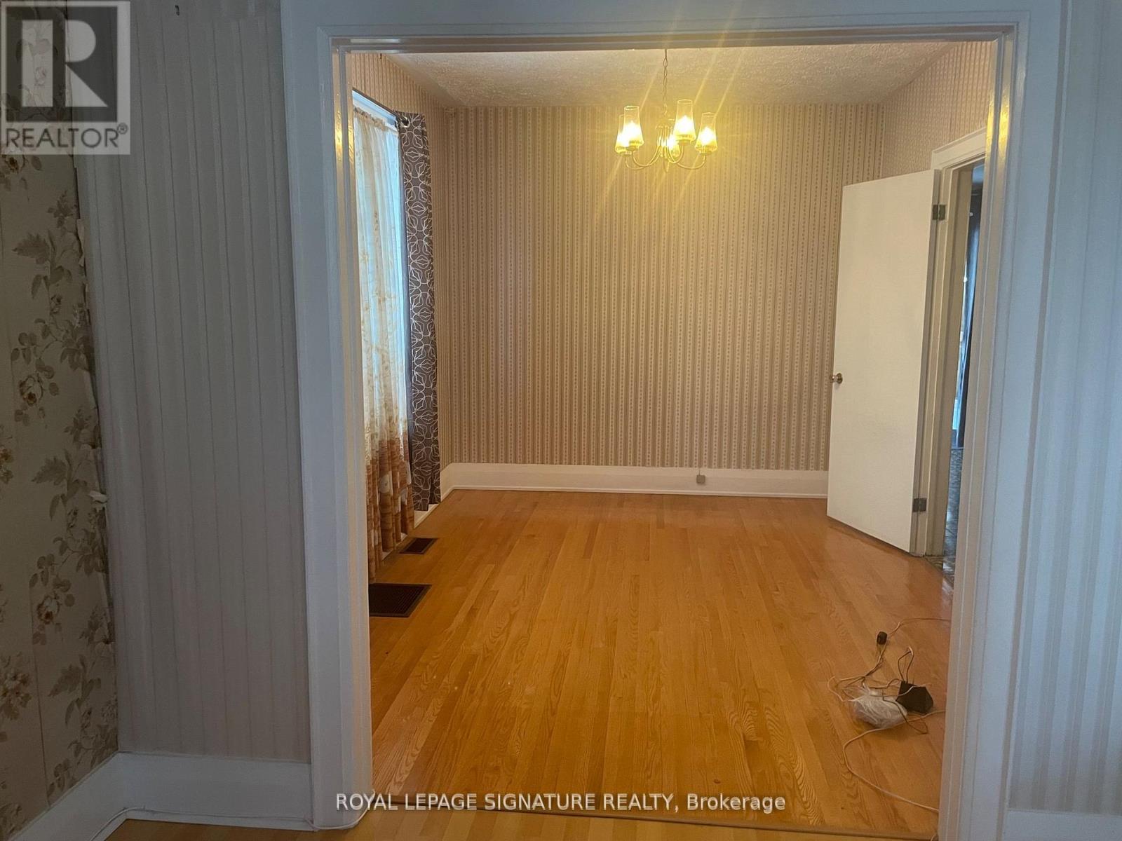 61 Belvidere Avenue, Toronto, Ontario  M6C 1P8 - Photo 26 - C12527976