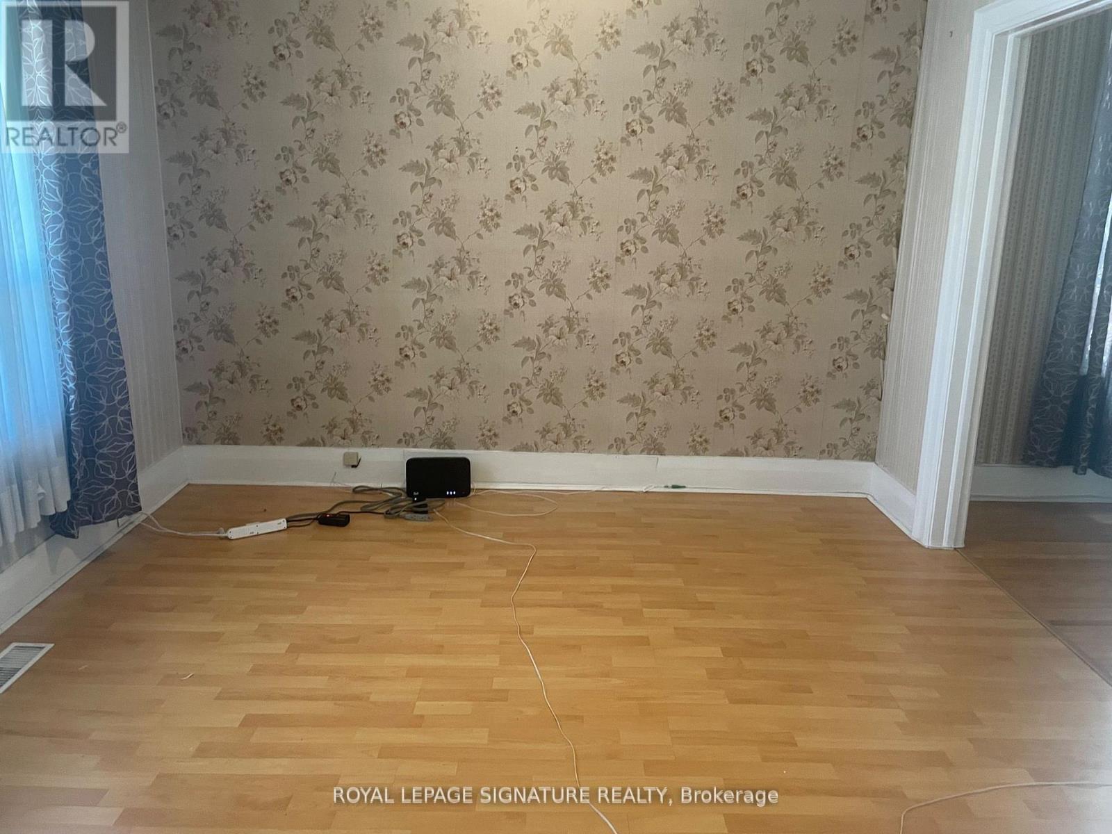 61 Belvidere Avenue, Toronto, Ontario  M6C 1P8 - Photo 28 - C12527976