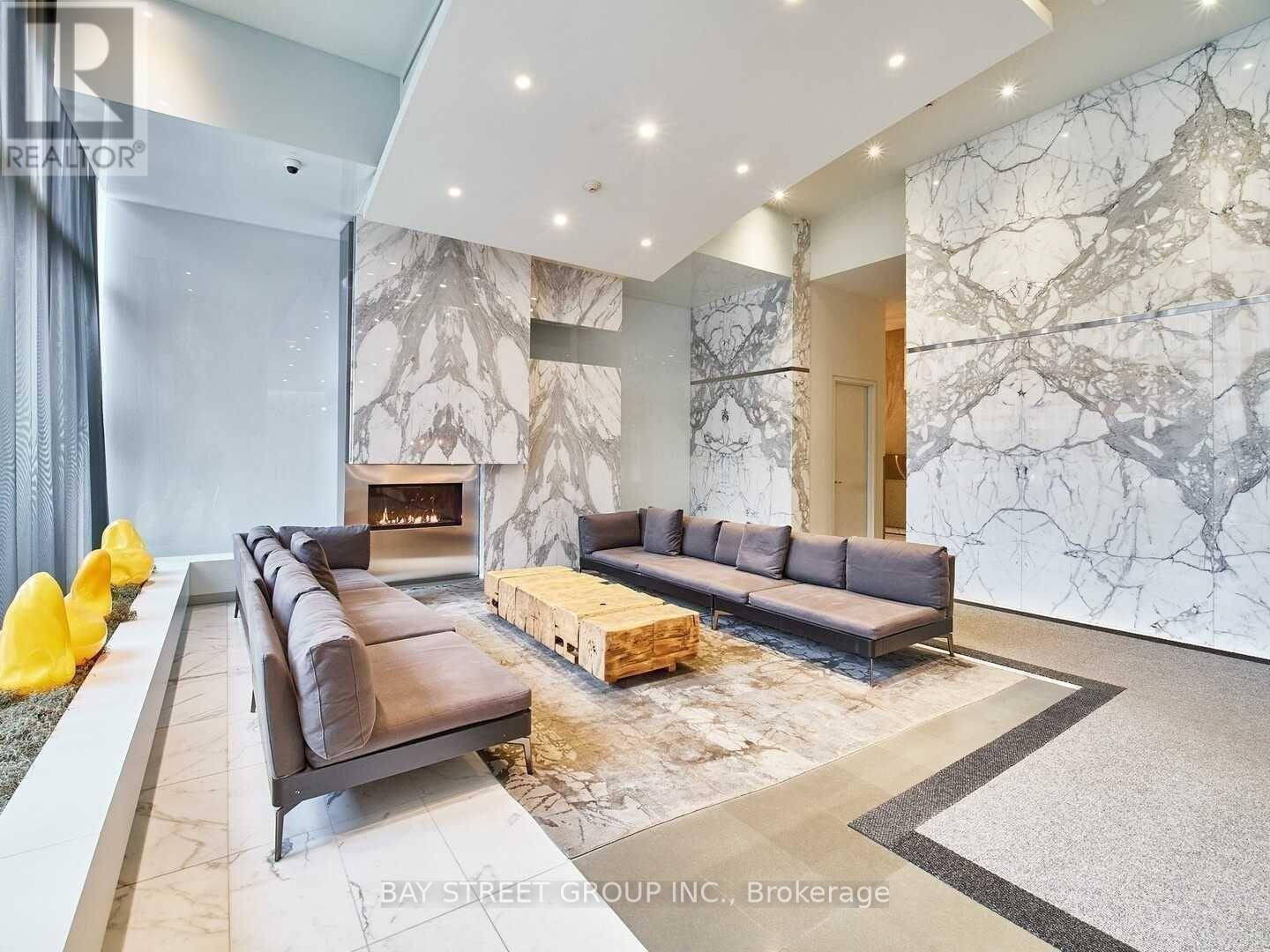 510 - 8 Charlotte Street, Toronto, Ontario  M5V 0K4 - Photo 4 - C12528032