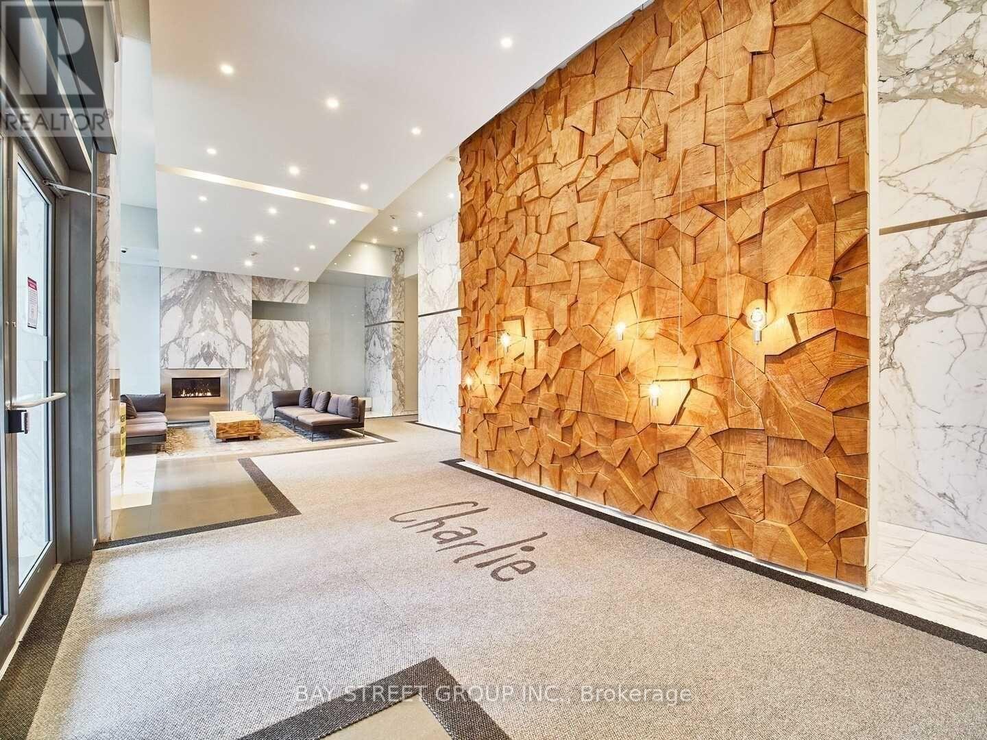 510 - 8 Charlotte Street, Toronto, Ontario  M5V 0K4 - Photo 5 - C12528032