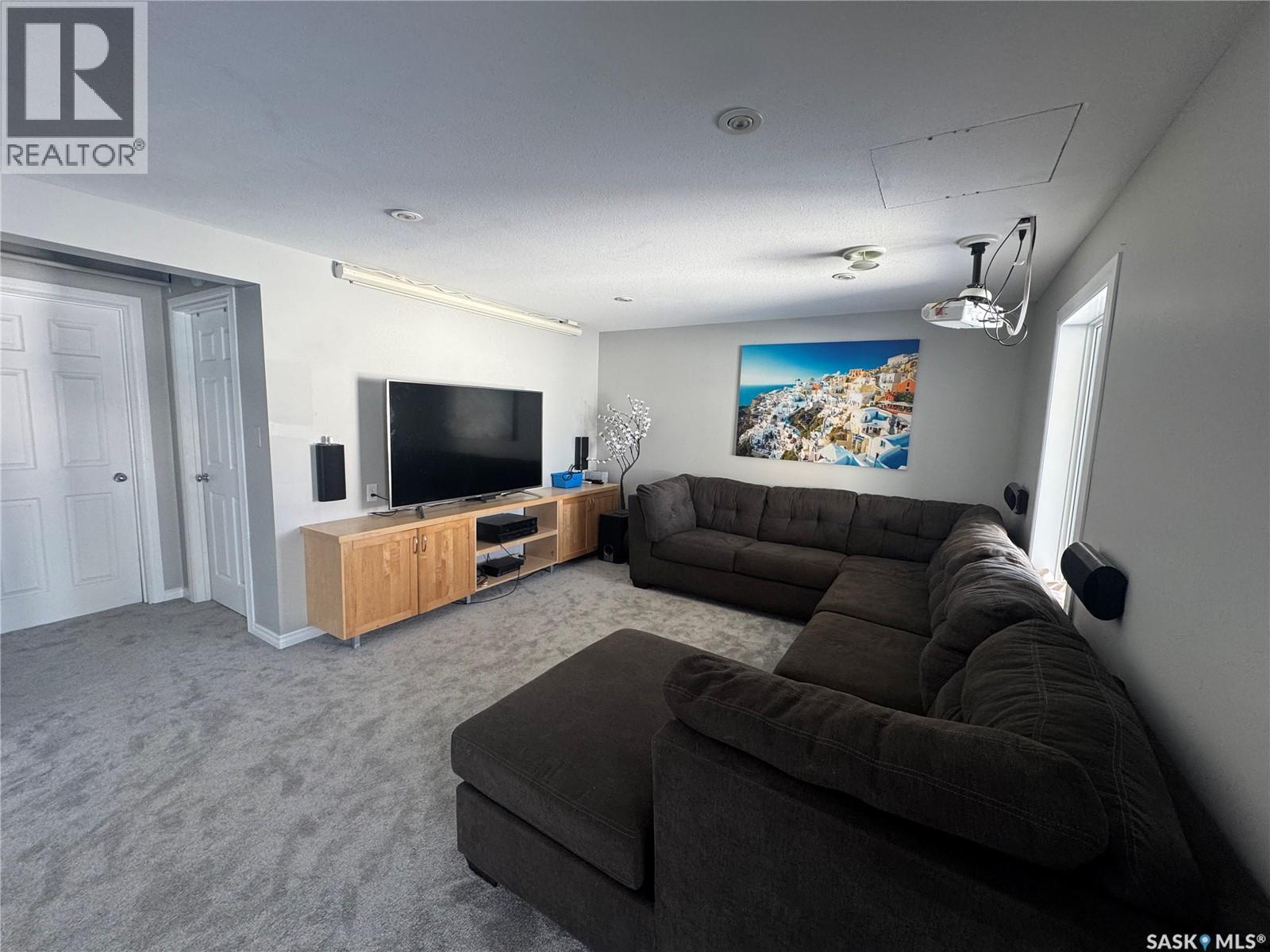 509 Meadow Road, Pilot Butte, Saskatchewan  S0G 3Z0 - Photo 36 - SK023742