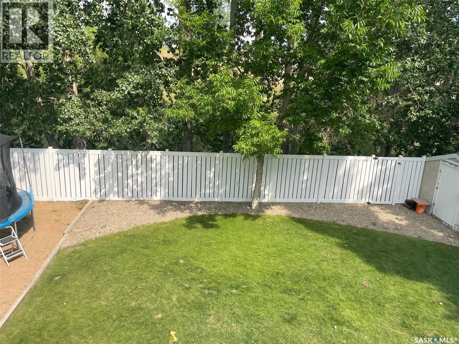 509 Meadow Road, Pilot Butte, Saskatchewan  S0G 3Z0 - Photo 49 - SK023742