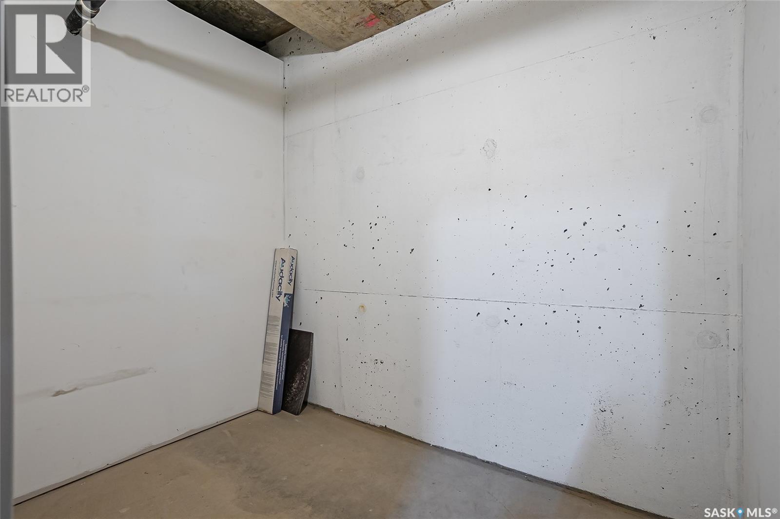 300 105 Willis Crescent, Saskatoon, Saskatchewan  S7T 0Z3 - Photo 27 - SK023724