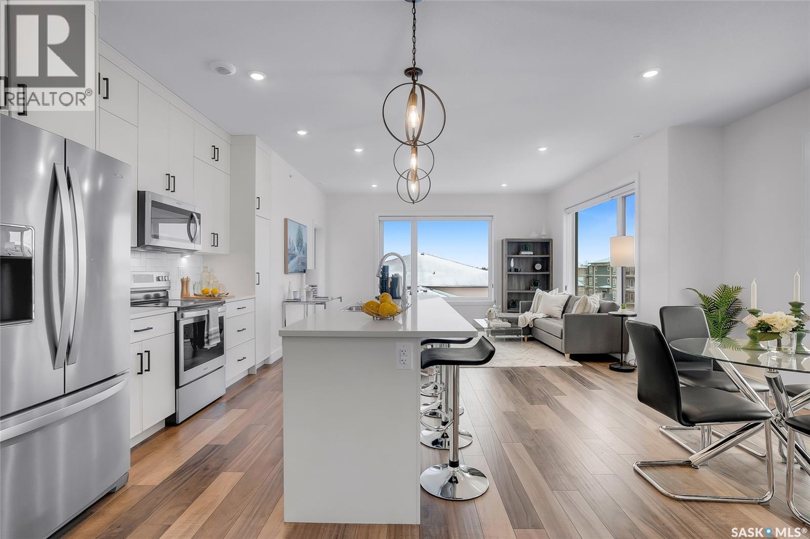 300 105 Willis Crescent, Saskatoon, Saskatchewan  S7T 0Z3 - Photo 5 - SK023724