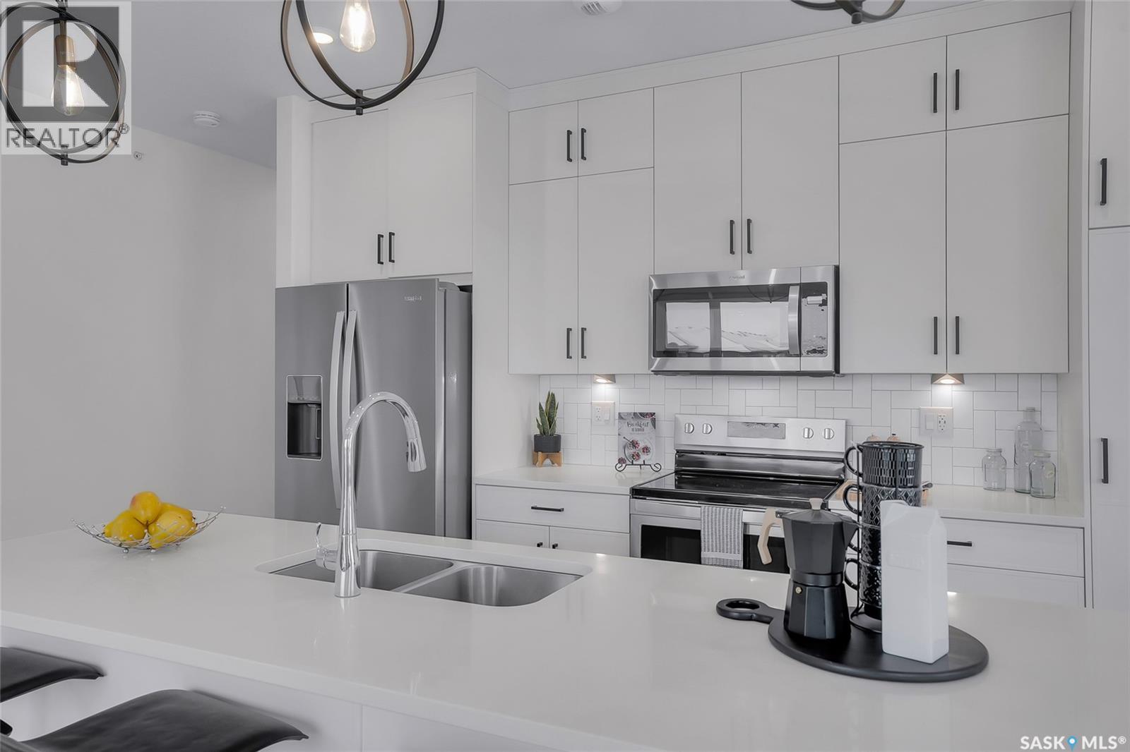 300 105 Willis Crescent, Saskatoon, Saskatchewan  S7T 0Z3 - Photo 6 - SK023724