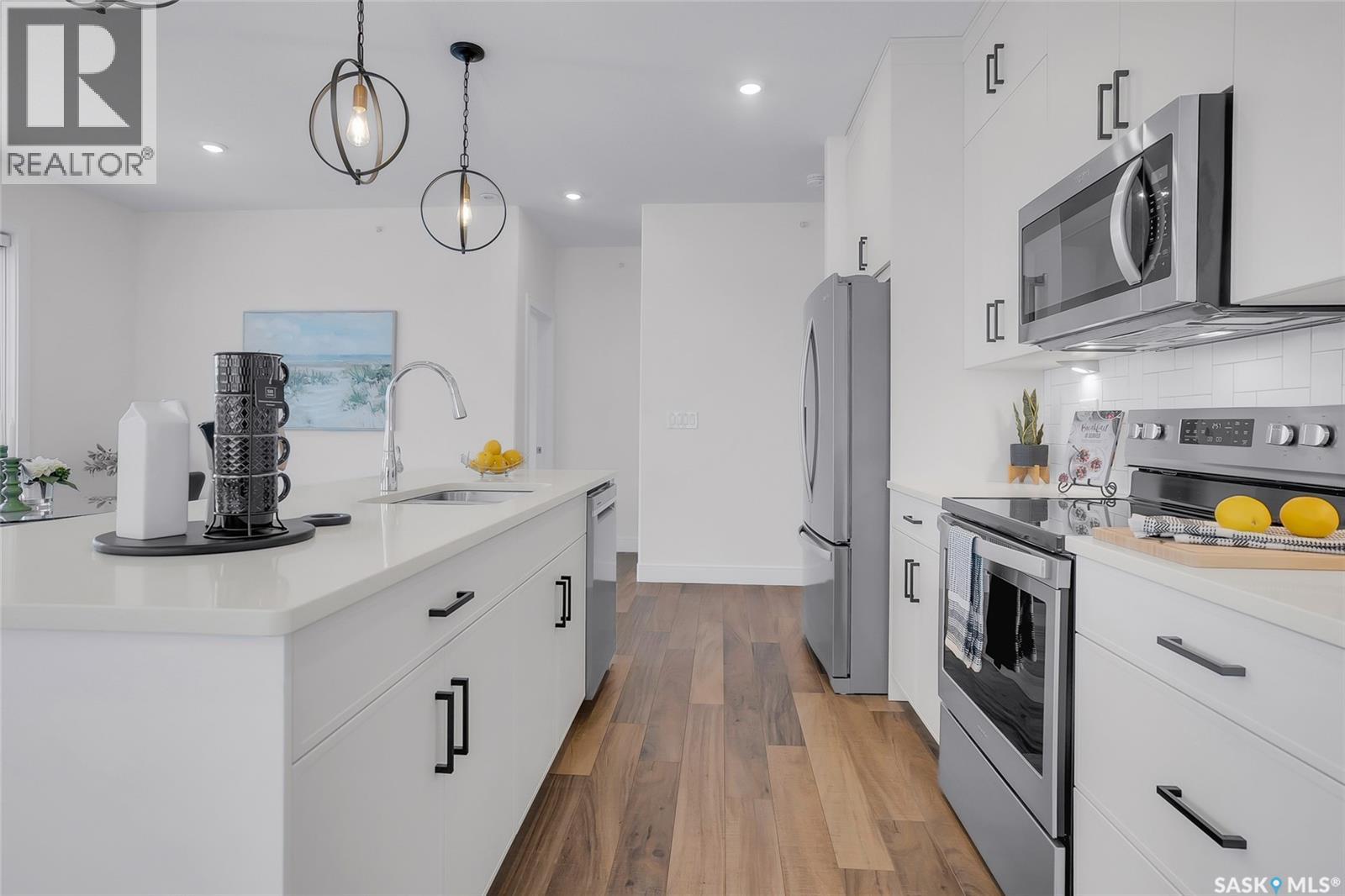 300 105 Willis Crescent, Saskatoon, Saskatchewan  S7T 0Z3 - Photo 7 - SK023724