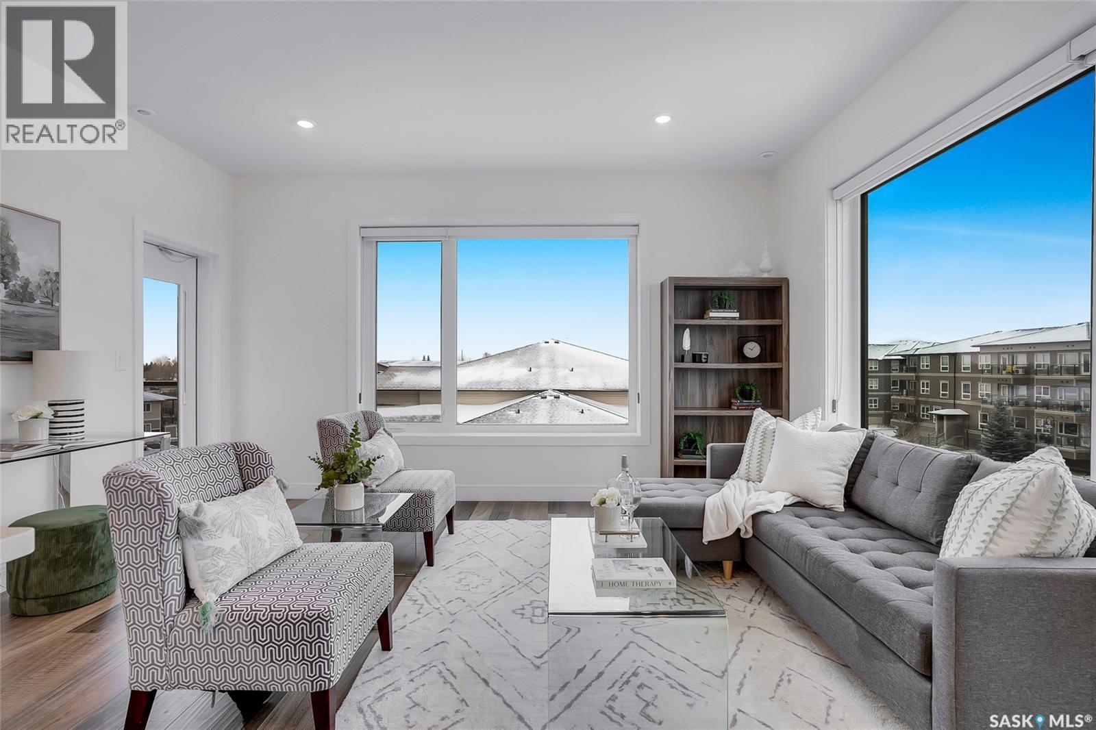 300 105 Willis Crescent, Saskatoon, Saskatchewan  S7T 0Z3 - Photo 9 - SK023724