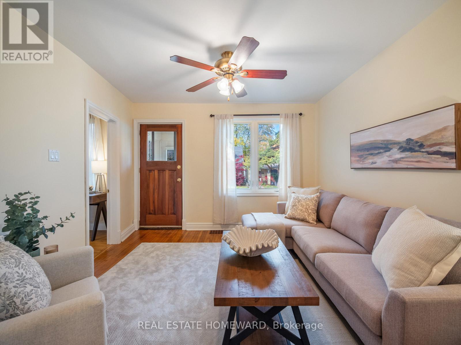 5 Northview Avenue, Toronto, Ontario  M1N 1V9 - Photo 3 - E12527790