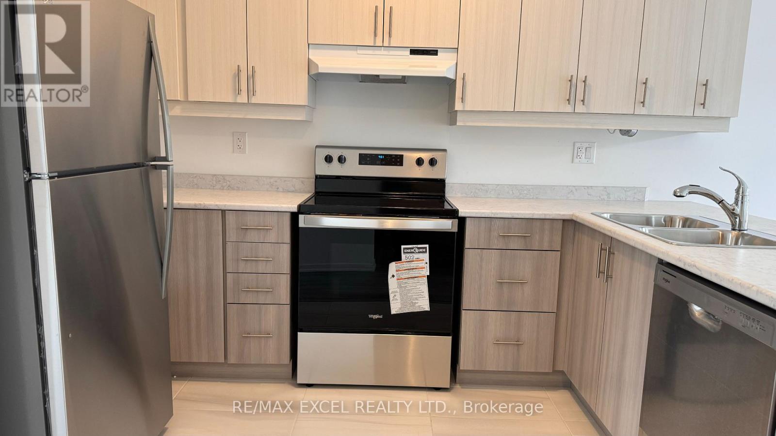 783 Stanstead Path, Oshawa, Ontario  L1K 3G4 - Photo 3 - E12527814