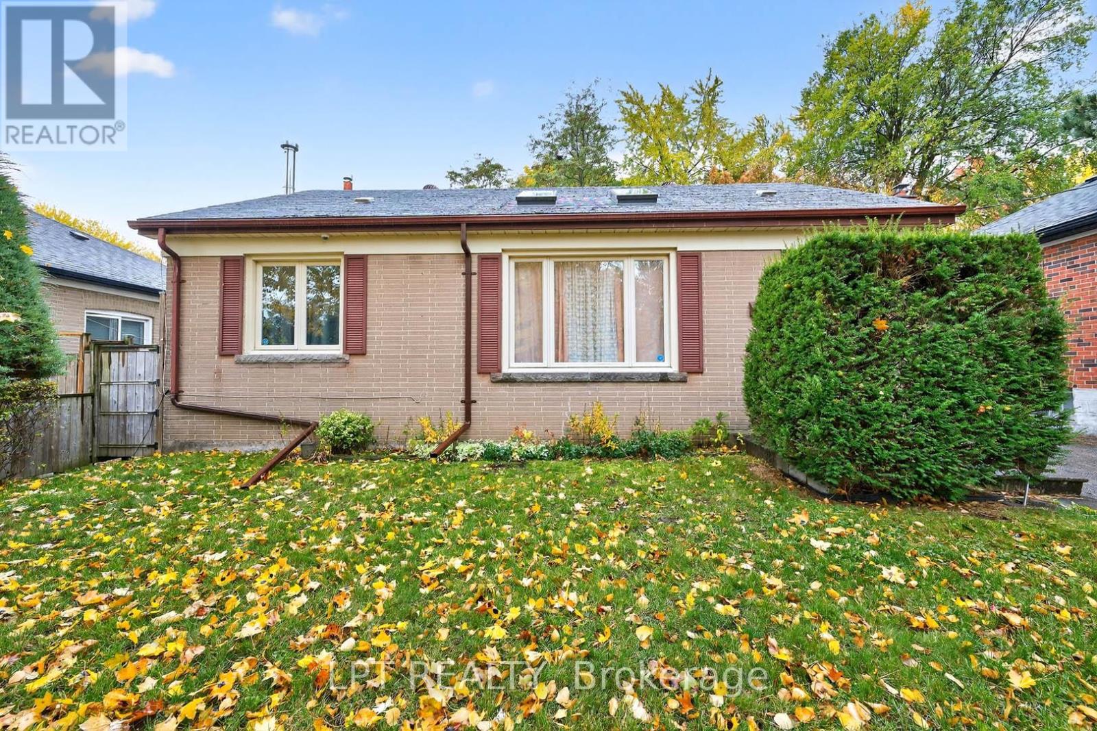 21 Knowlton Drive, Toronto, Ontario  M1M 2G8 - Photo 5 - E12527854