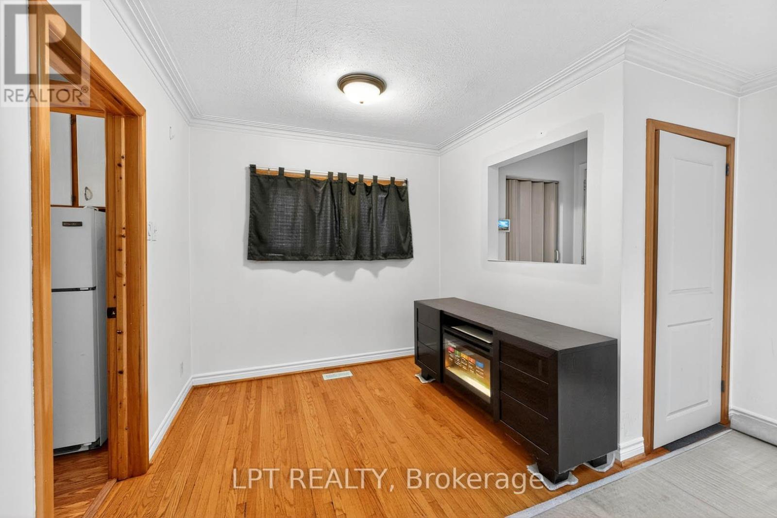 21 Knowlton Drive, Toronto, Ontario  M1M 2G8 - Photo 8 - E12527854