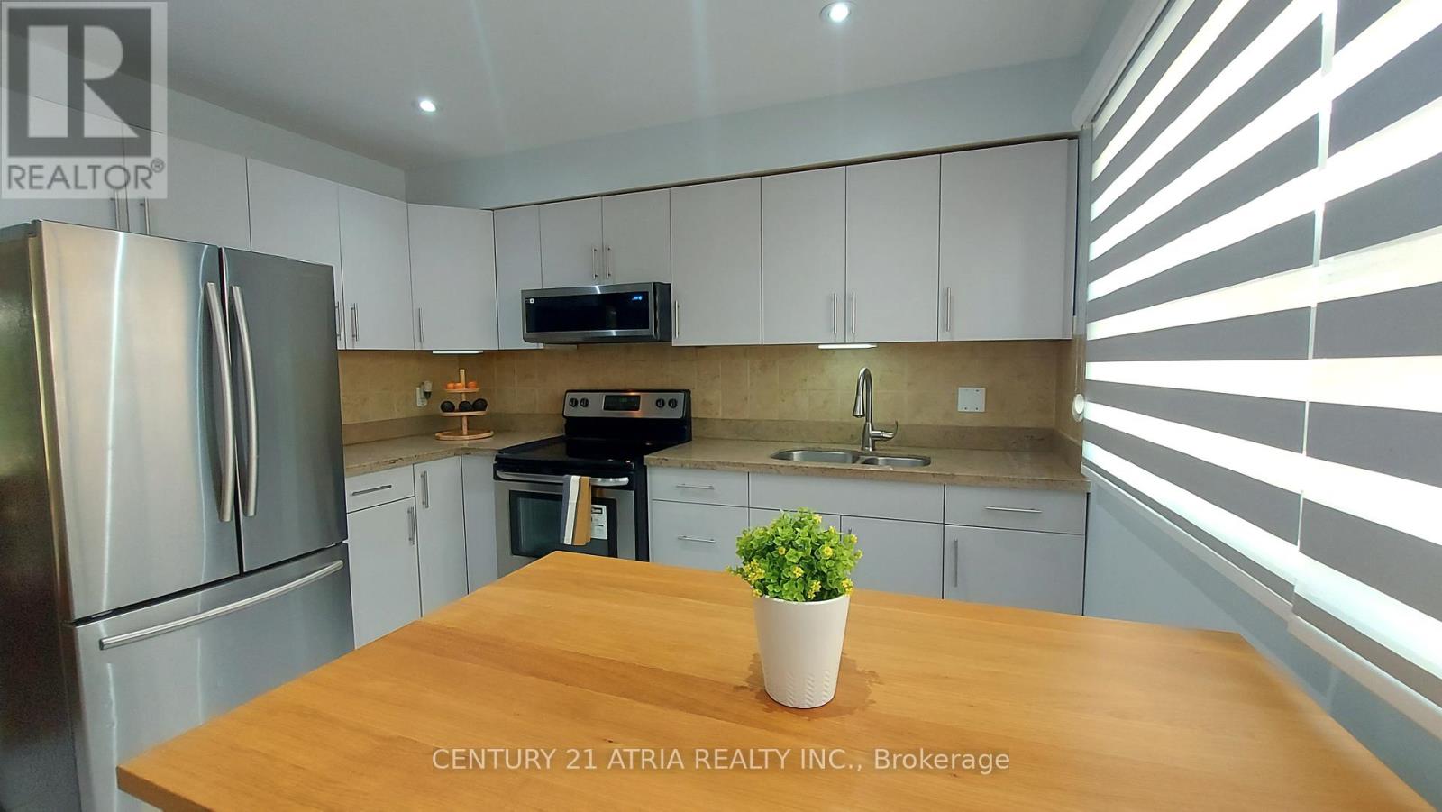 143 Purpledusk Trail, Toronto, Ontario  M1E 4C9 - Photo 9 - E12527870