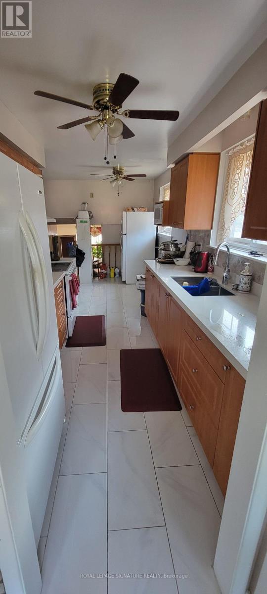 235 Danzig Street, Toronto, Ontario  M1E 2L5 - Photo 10 - E12527886