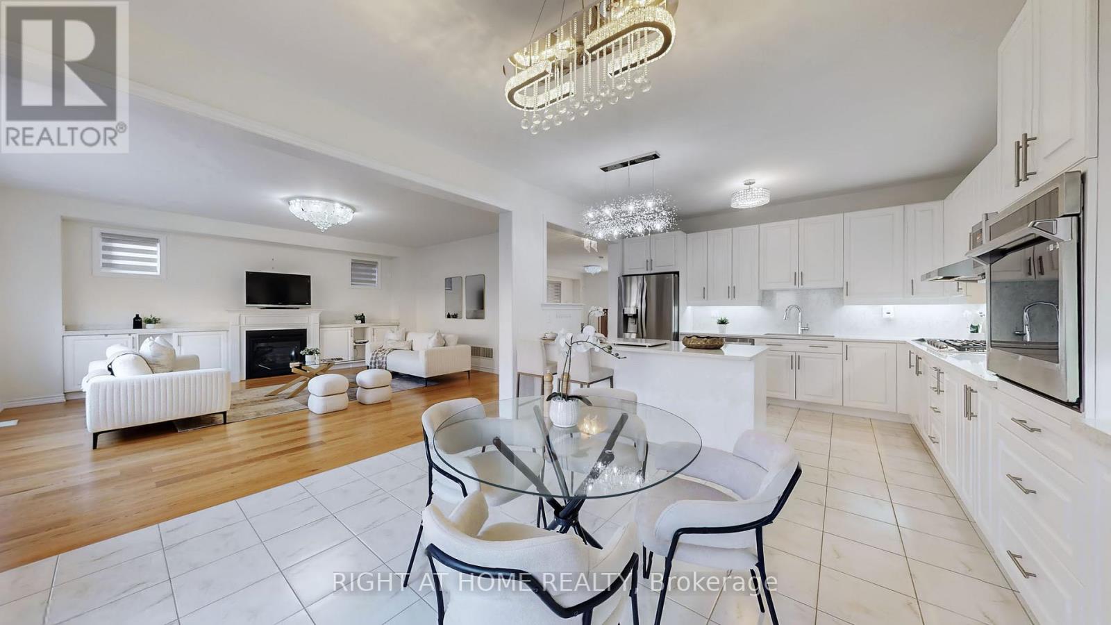 76 Auckland Drive, Whitby, Ontario  L1P 0G7 - Photo 12 - E12527904