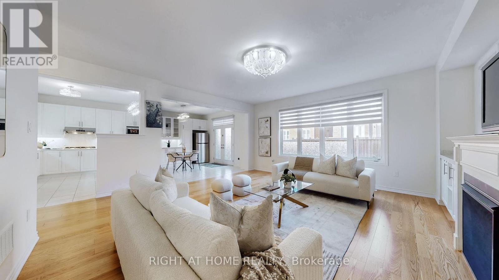 76 Auckland Drive, Whitby, Ontario  L1P 0G7 - Photo 9 - E12527904