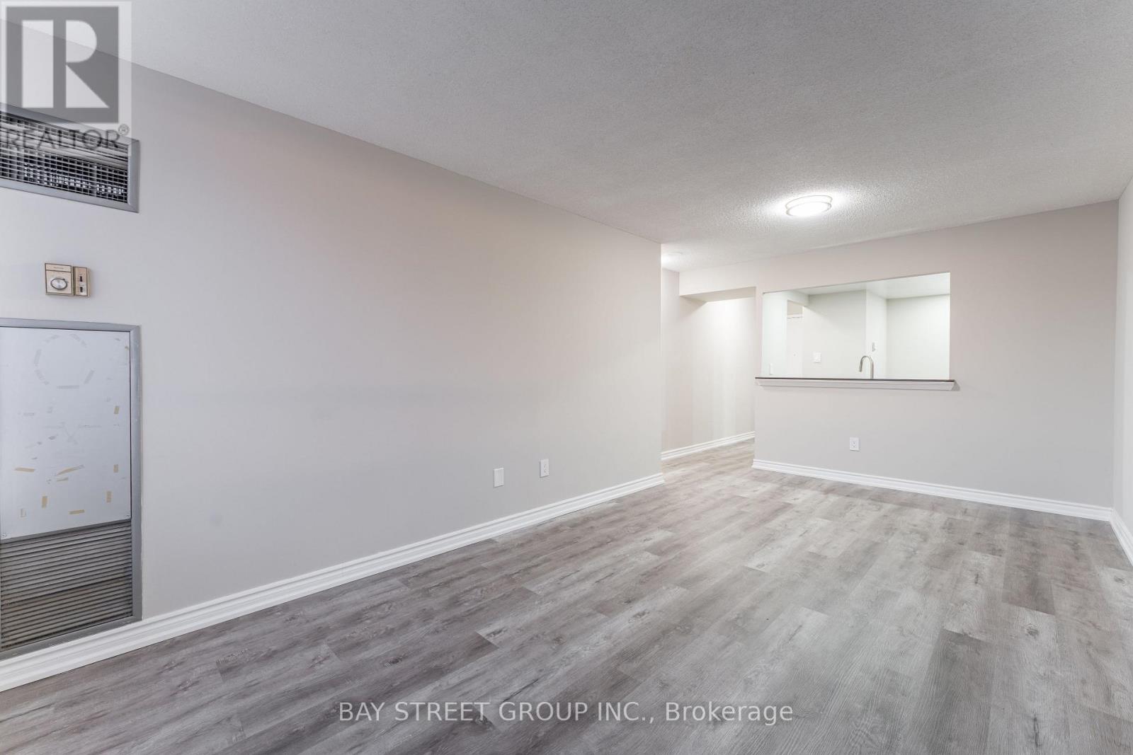 2015 - 5 Greystone Walk Drive, Toronto, Ontario  M1K 5J5 - Photo 12 - E12527964