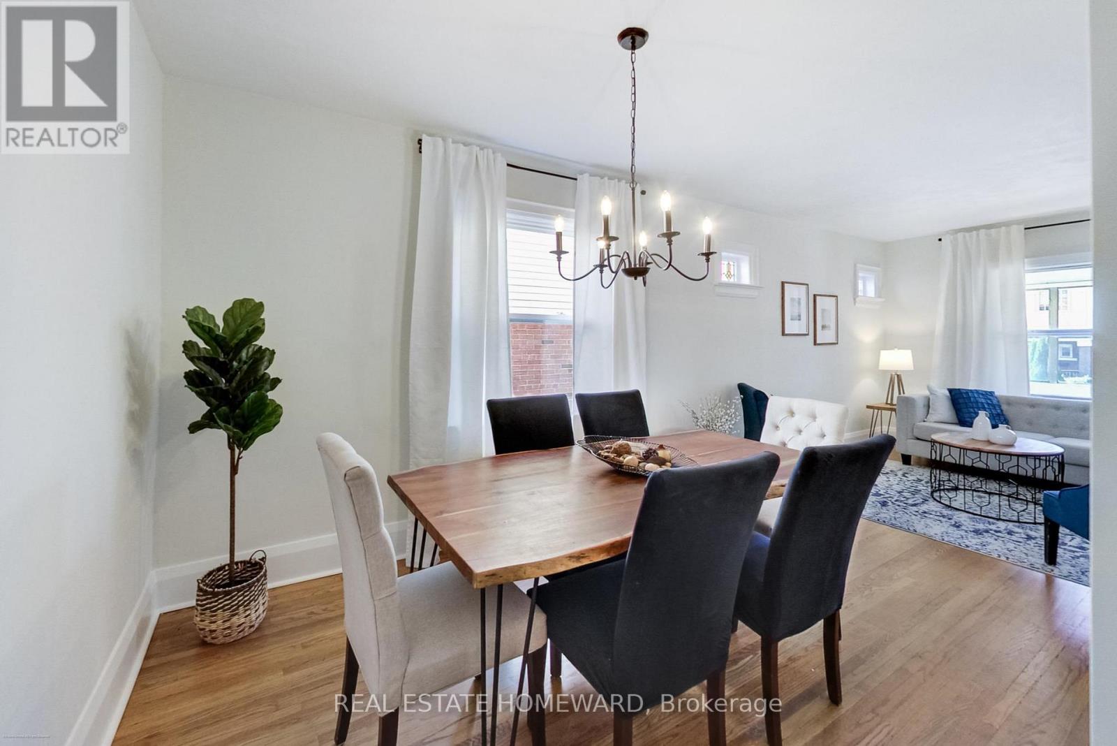 255 Westlake Avenue, Toronto, Ontario  M4C 4T3 - Photo 12 - E12527992