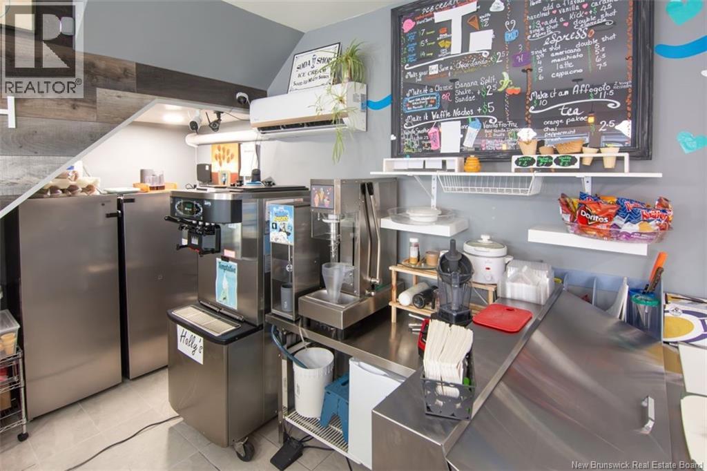 334 Main Street, Shediac, New Brunswick  E4P 2E5 - Photo 11 - NB129885