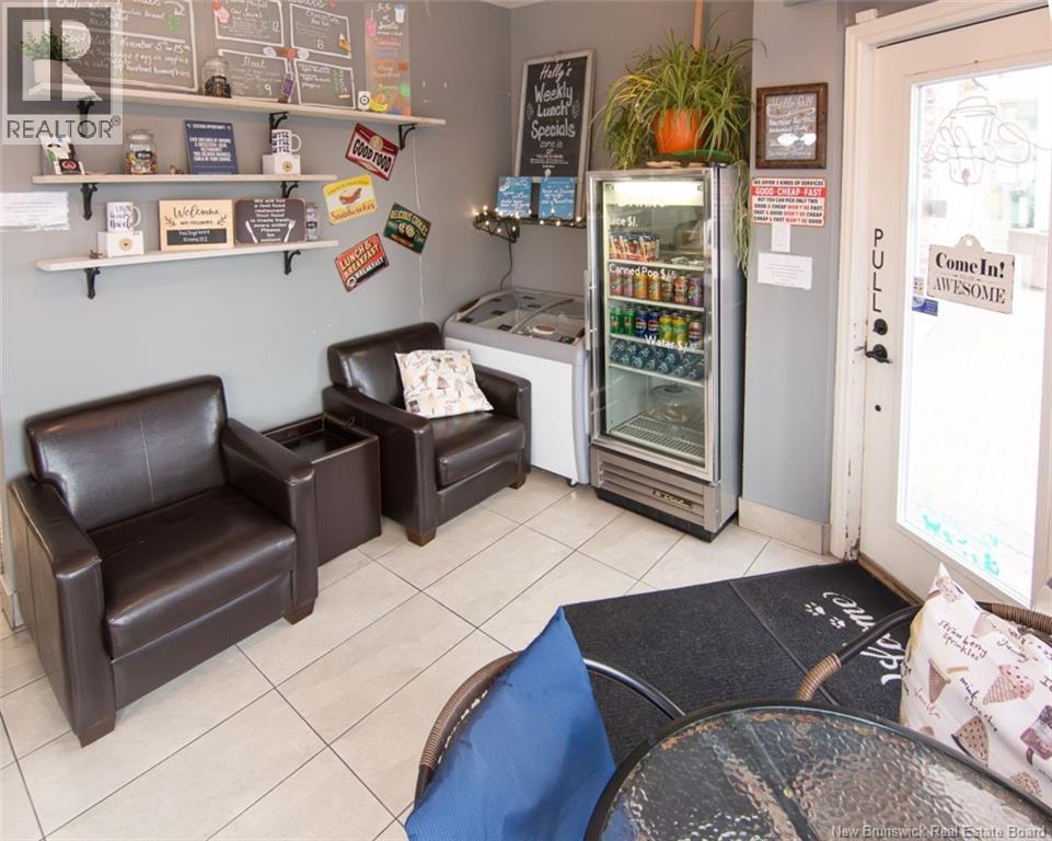 334 Main Street, Shediac, New Brunswick  E4P 2E5 - Photo 4 - NB129885