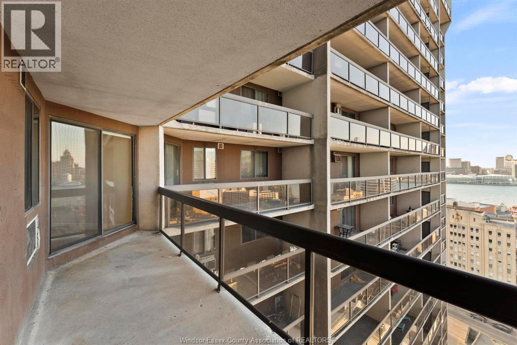 150 Park Street Unit# 2205, Windsor, Ontario N8A 7A2 - Photo 7 - 25028433