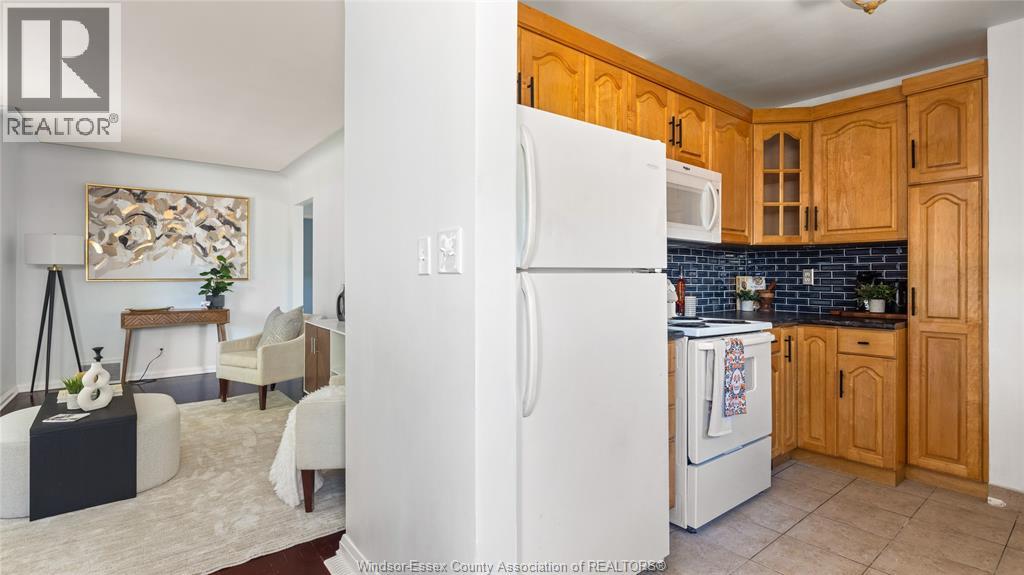 3145 Academy, Windsor, Ontario  N9E 2H5 - Photo 13 - 25028430