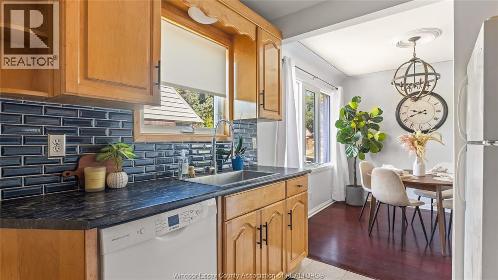 3145 Academy, Windsor, Ontario  N9E 2H5 - Photo 14 - 25028430