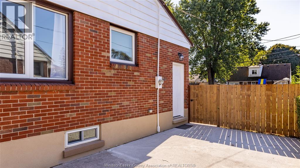 3145 Academy, Windsor, Ontario  N9E 2H5 - Photo 29 - 25028430