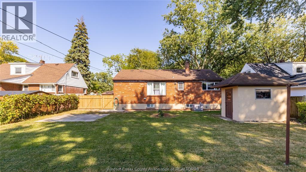 3145 Academy, Windsor, Ontario  N9E 2H5 - Photo 32 - 25028430