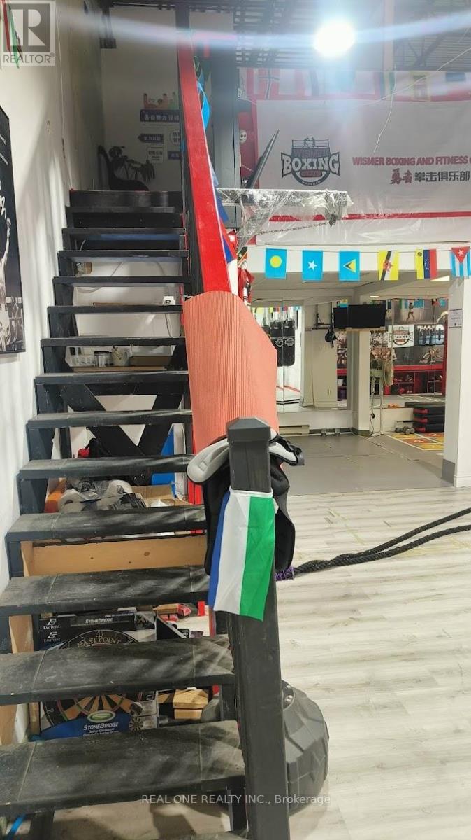 12 - 138 Anderson Avenue, Markham, Ontario  L6E 1A4 - Photo 3 - N12527808