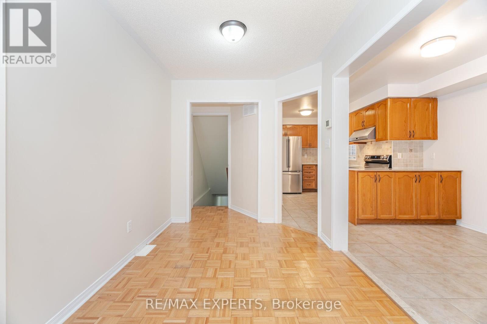 9 Marathon Avenue, Vaughan, Ontario  L4K 5G9 - Photo 14 - N12527856