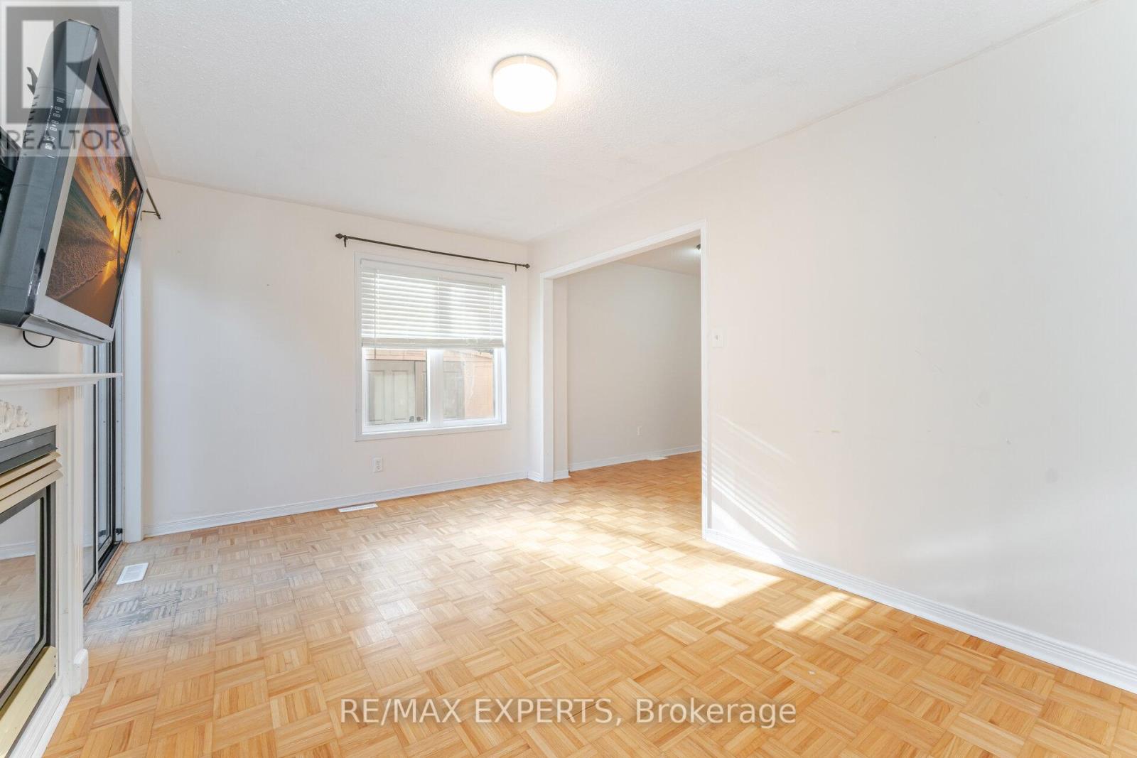 9 Marathon Avenue, Vaughan, Ontario  L4K 5G9 - Photo 18 - N12527856