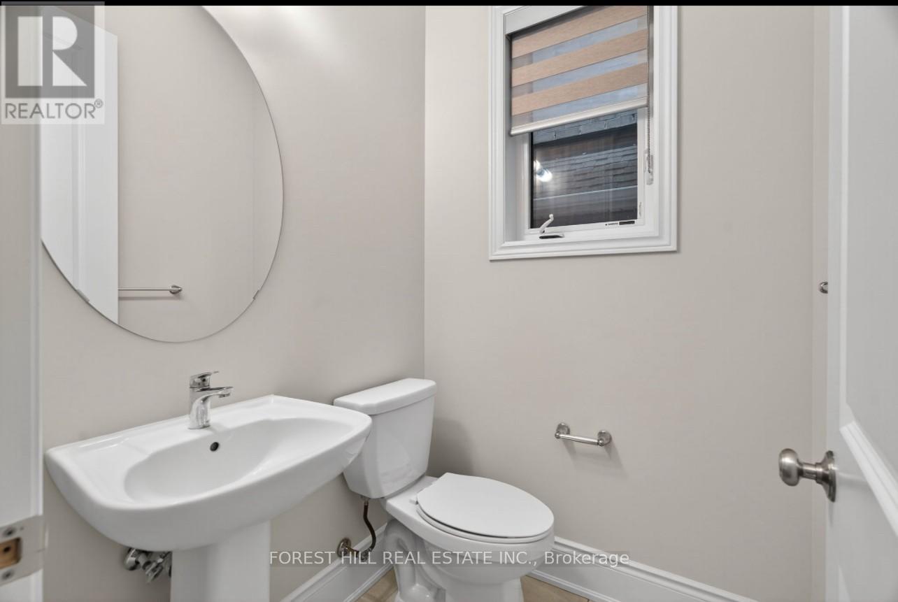 217 Sunset Vista Court, Aurora, Ontario  L4G 3Y1 - Photo 9 - N12527914