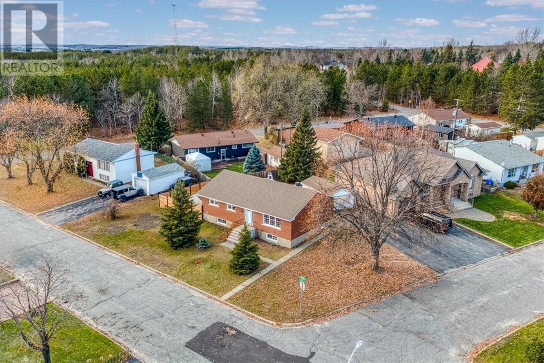 6 Cobalt Street, Falconbridge, Ontario