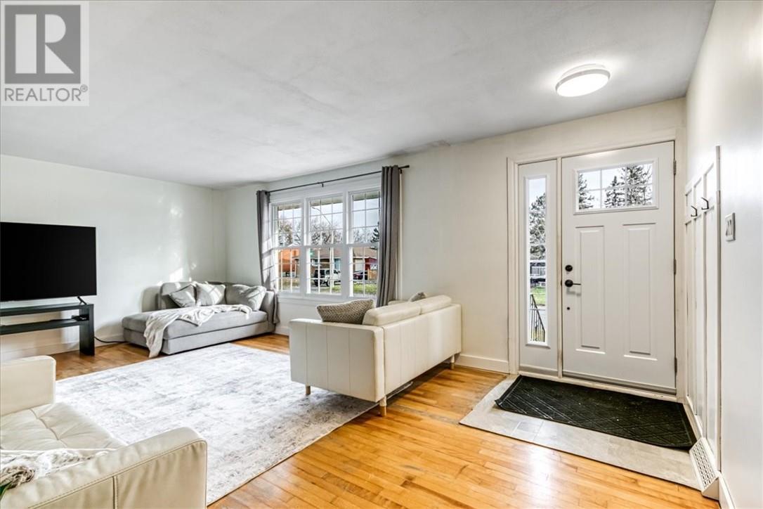 6 Cobalt Street, Falconbridge, Ontario  P0M 1S0 - Photo 10 - 2125590