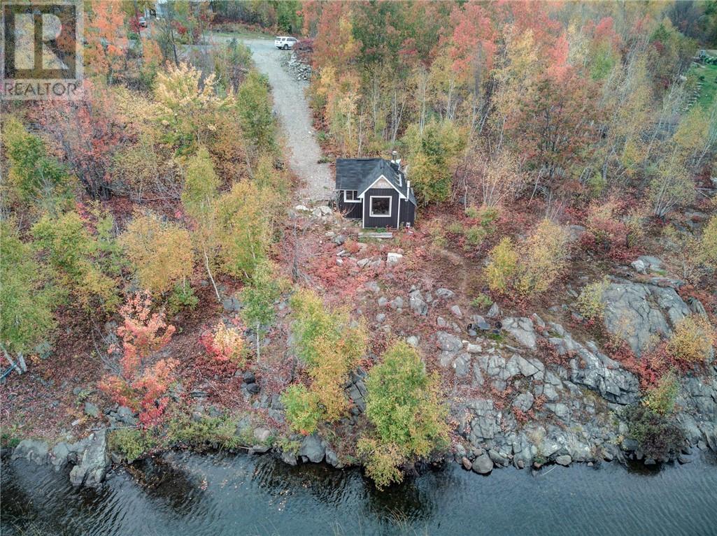 2231 Whispering Willows Road E, Azilda, Ontario  P0M 1B0 - Photo 13 - 2125567