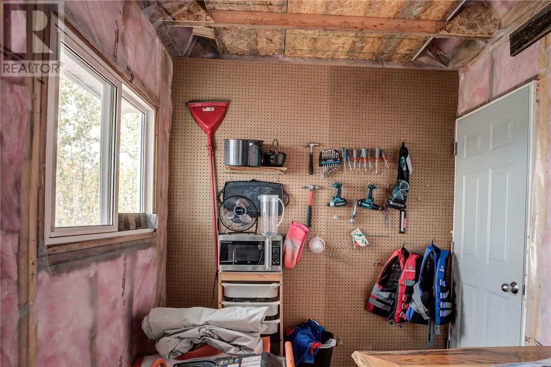 2231 Whispering Willows Road E, Azilda, Ontario  P0M 1B0 - Photo 9 - 2125567