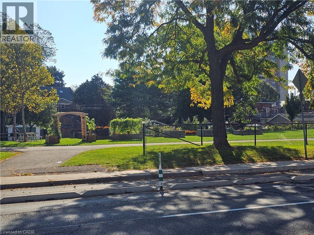 59 Victoria Avenue N, Hamilton, Ontario  L8L 5E3 - Photo 29 - 40774537