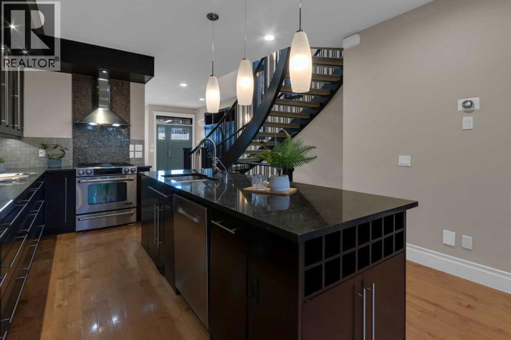 2046 49 Avenue Sw, Calgary, Alberta  T2T 2V4 - Photo 8 - A2265090