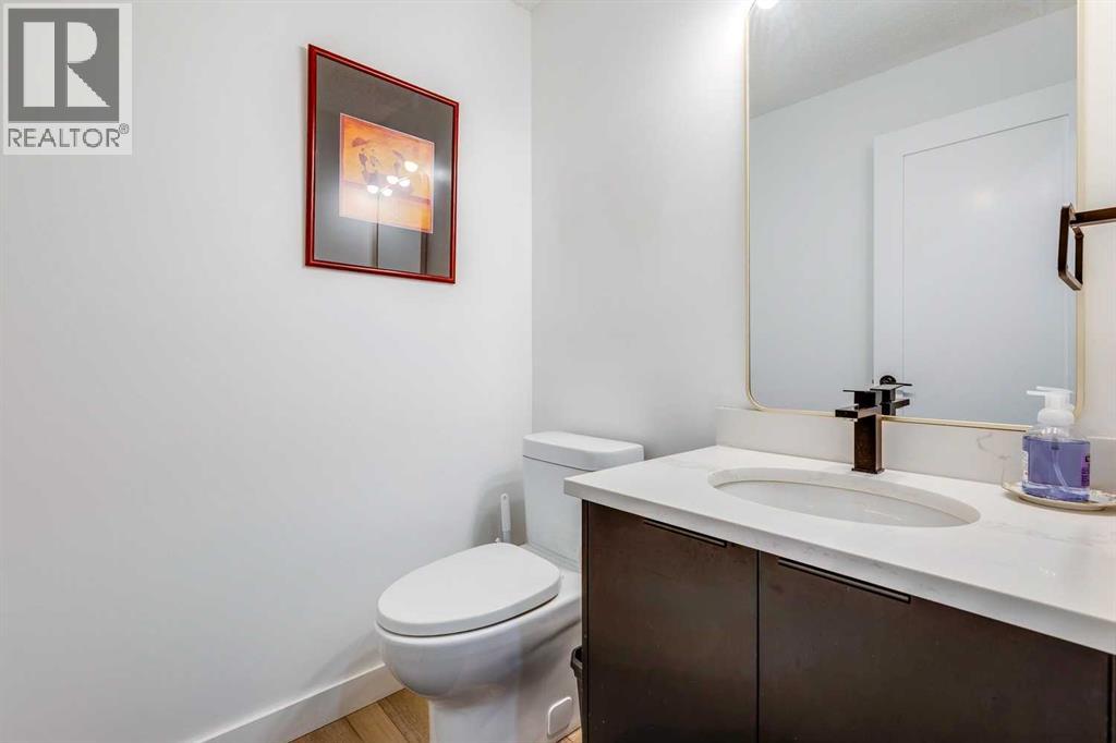 24 Wood Crescent Sw, Calgary, Alberta  T2W 4B6 - Photo 21 - A2267237