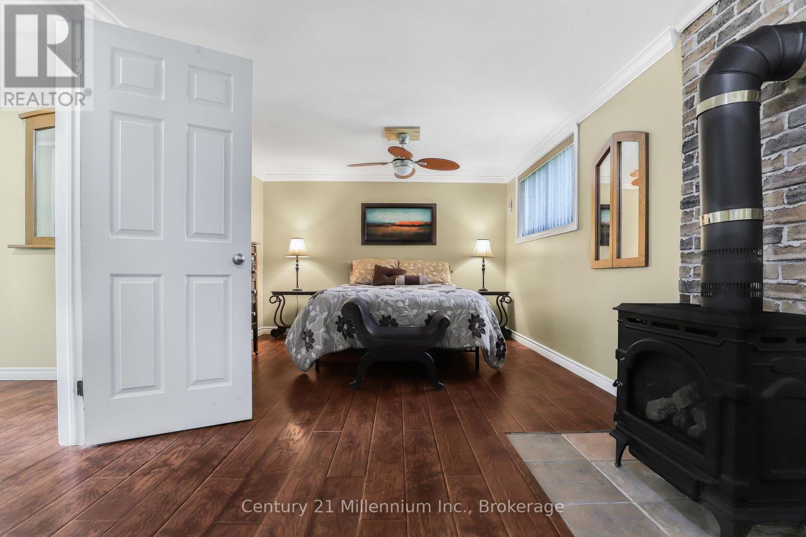 72234 Lakeshore Drive, Bluewater, Ontario  N0M 1N0 - Photo 14 - X12528148