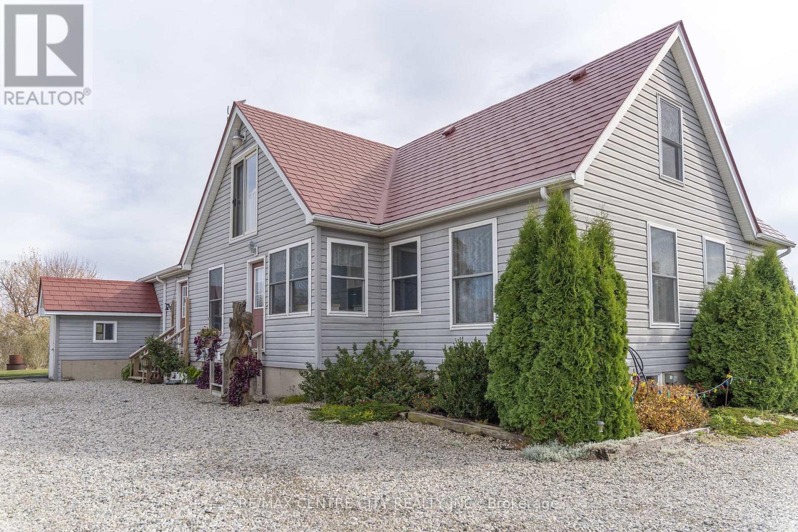 15859 Talbot Trail, Chatham-Kent, Ontario  N0L 1X0 - Photo 5 - X12528128